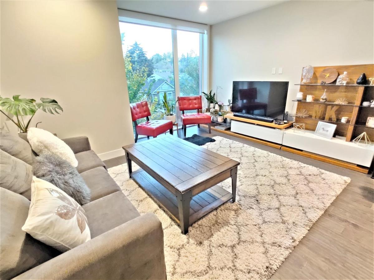 Monki Di Executive Suites - Glas - Luxury Inner City Home 3 Min To Downtown W Private Rooftop Patio Fireplace YYC Buitenkant foto
