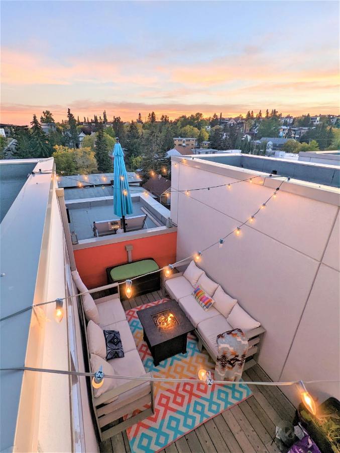 Monki Di Executive Suites - Glas - Luxury Inner City Home 3 Min To Downtown W Private Rooftop Patio Fireplace YYC Buitenkant foto